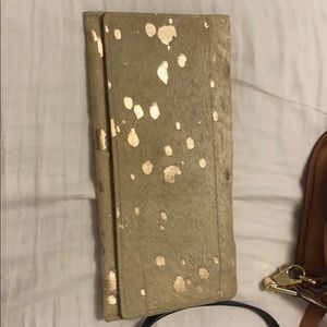 Cowhide clutch
